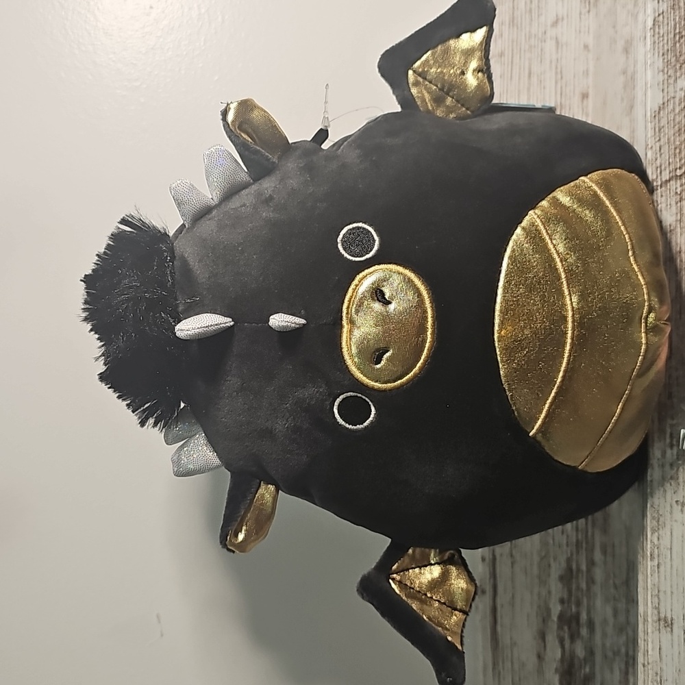 Squishmallow 7.5" Luxmen Black Gold Dragon